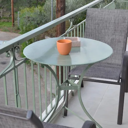 Lejlighed Loupino Family House *