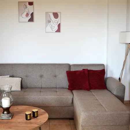 Appartement Loupino Family House