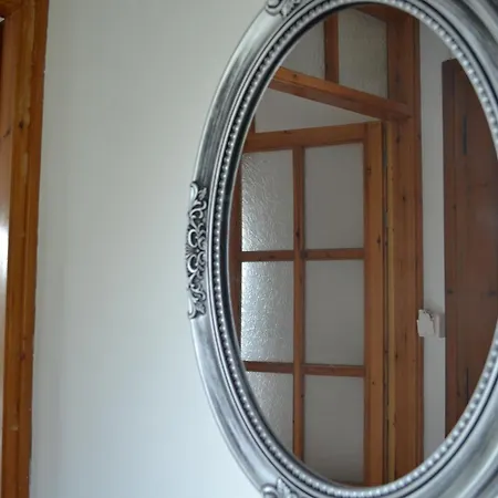 Daire Loupino Family House *